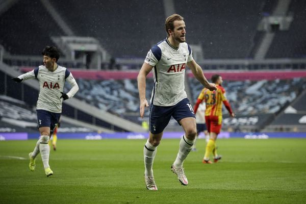 Kane le devuelve la sonrisa al Tottenham de Mou - Fútbol - ABC Color