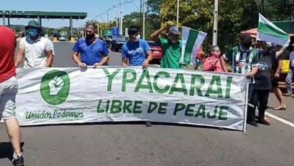 Ciudadanos de Ypacaraí se manifiestan exigiendo la exoneración del peaje
