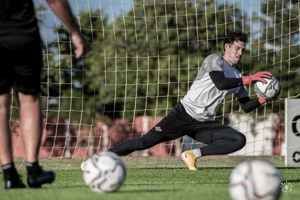 Martín Silva, baja sensible de Libertad para visitar a Olimpia