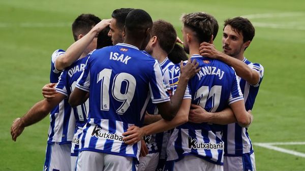 Real Sociedad golea a Cádiz y se mantiene en puestos europeos - Fútbol - ABC Color