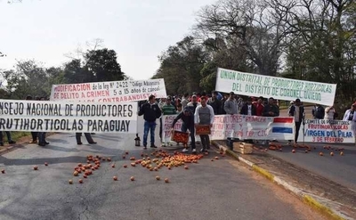 HOY / Productores frutihortícolas emplazan a autoridades y anuncian protestas ante incesante contrabando