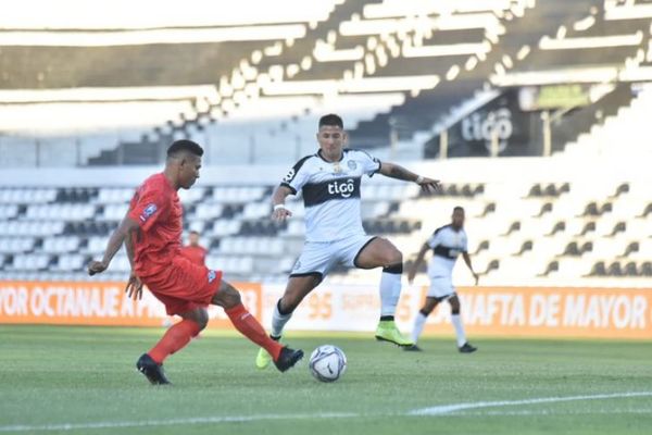 Libertad venció por la mínima diferencia a Olimpia