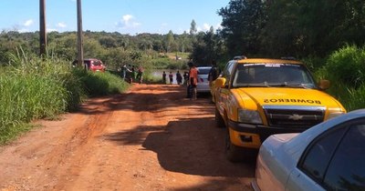 La Nación / Vecinos salvaron a ocupantes de balsa arrastrada por el río Monday