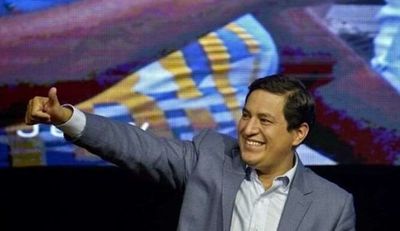Izquierdista Arauz se adjudica triunfo contundente en comicios en Ecuador