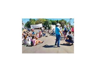 Exigen avance de obra en San Lorenzo