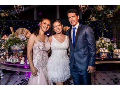 La emotiva fiesta  de Maia Riveros