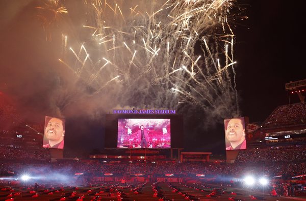 Críticas, halagos y memes: Reviví el show de The Weeknd en el medio tiempo del Super Bowl - Megacadena — Últimas Noticias de Paraguay