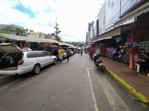 “Motochorro” asalta a turista en pleno centro de Ciudad del Este