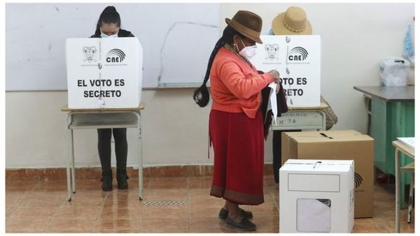 Candidato izquierdista gana primera vuelta en Ecuador