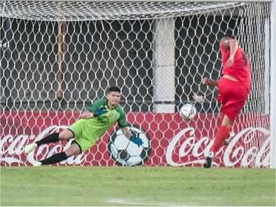 Di Tore: "Teníamos que haber liquidado en el primer tiempo"