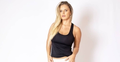 Gabi Wolscham, orgullosa, mostró sus rollos