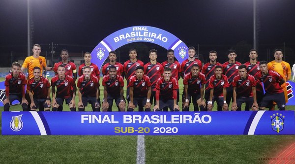 El paraguayo que se abre camino en el Athletico Paranaense