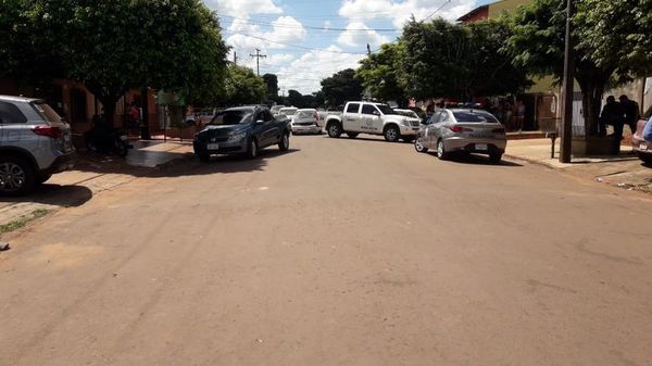 Ocupantes de dos vehículos se enfrentaron a tiros en Pedro Juan Caballero - Nacionales - ABC Color