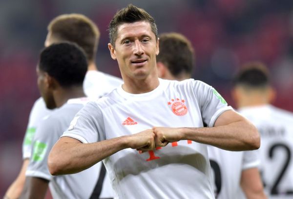 Bayern, a la final con doblete de Lewandowski - Fútbol - ABC Color