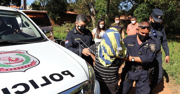 La Nación / Presunto homicida detenido en Ñemby intentó autoeliminarse en la patrullera