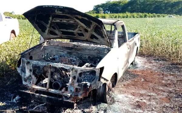 Queman la camioneta de un concejal de Alto Verá - Noticiero Paraguay