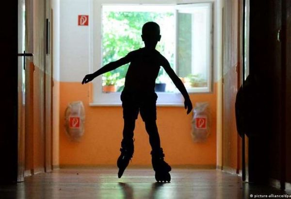 Holanda suspende la adopción de niños en el extranjero