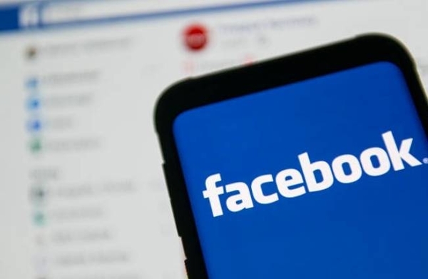 HOY / Facebook censurará cualquier información falsa sobre el COVID-19 y las vacunas