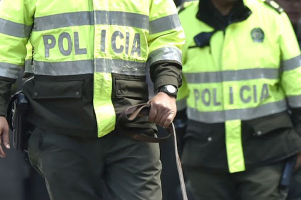 Bogotá: Niña de 14 años usa un machete para enfrentarse a un ladrón armado | Ñanduti