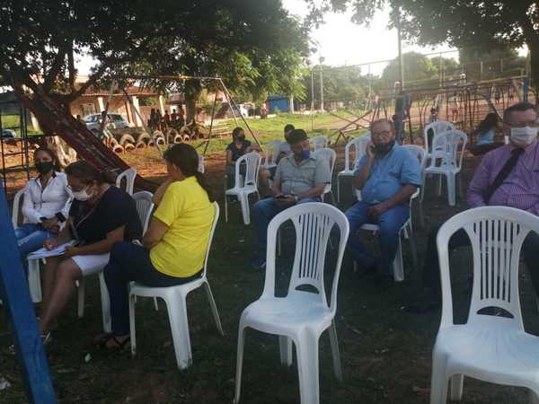Incendio en Petropar: Vecinos de Villa Elisa exigen que planta petrolera se instale en otro sitio - Megacadena — Últimas Noticias de Paraguay