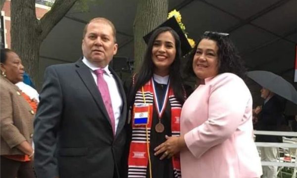 Joven paraguaya es la mejor egresada de la Universidad de Boston