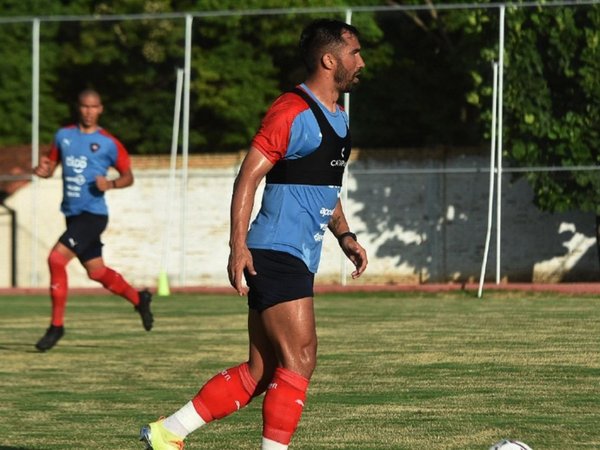 Cerro: Espínola está para volver