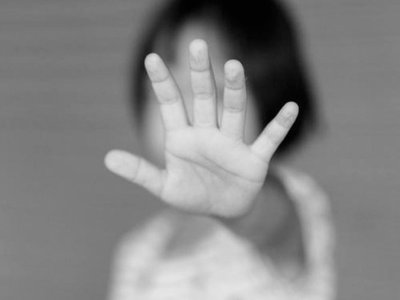 Denuncian a un hombre por manosear a su sobrina de 8 años