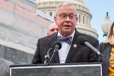 Legislador republicano muere víctima de Covid-19 en Estados Unidos