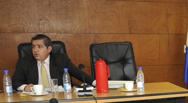 Contraloría investigará crecimiento patrimonial de juez Ovelar - Nacionales - ABC Color