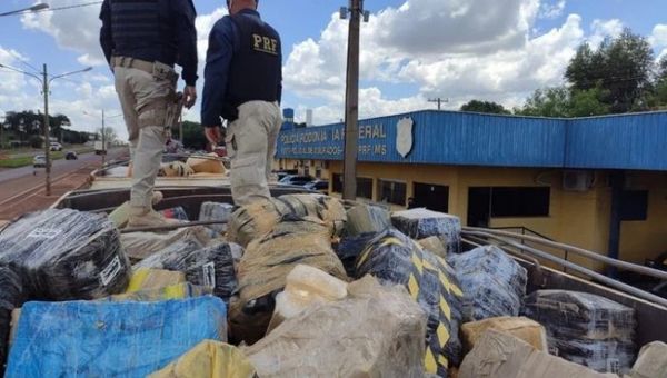 Incautan cerca de 30 mil kilos de marihuana en Brasil