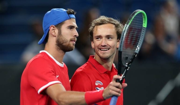 HOY / Medvedev y Rublev acceden a segunda ronda