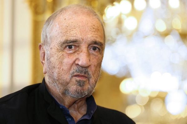 Muere Jean-Claude Carrière, escritor y guionista que trabajó con Buñuel - Cine y TV - ABC Color