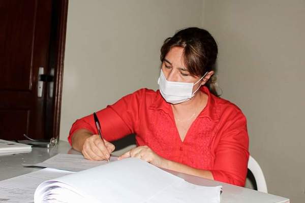 Blanca Agüero denuncia campaña sucia de Enrique Riera
