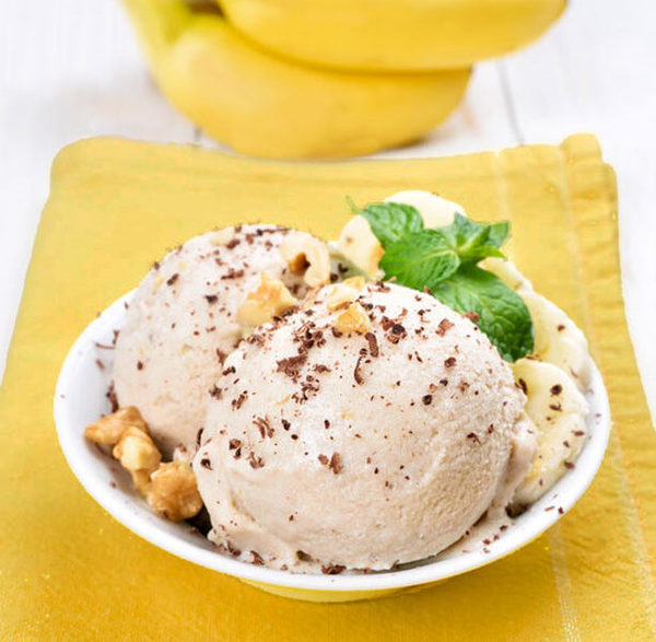 Receta de helado de banana light, fácil y saludable.