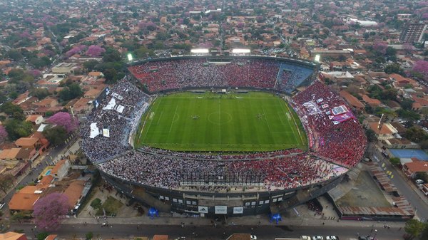 Crónica / El pedido que unió colores: Volvamos a las canchas