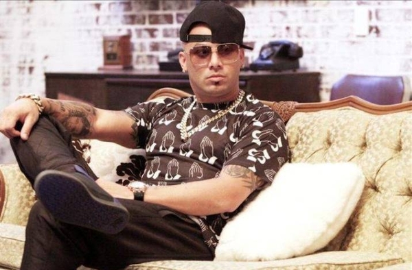 HOY / Puertorriqueño Wisin recibirá distinción a la excelencia en Premio Lo Nuestro