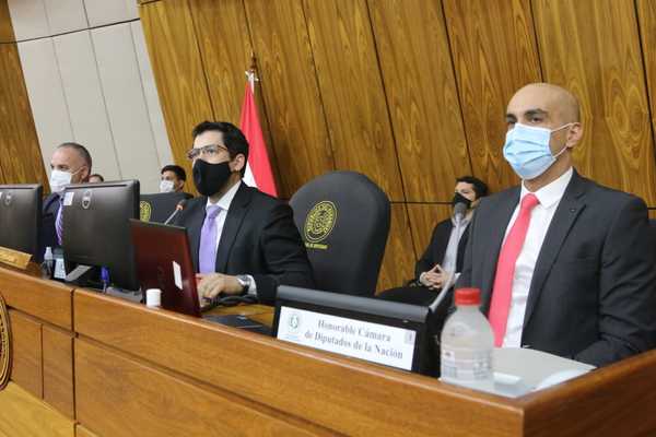 En Congreso enfatizan preguntas sobre vacunas, que Salud aún no responde - ADN Digital