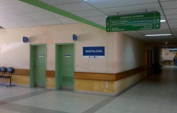 Unidad de Mastología en Clínicas ofrece consultas