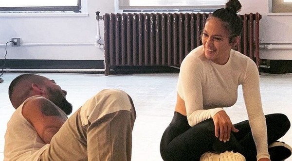 Jennifer López y Maluma aplazan su película 'Marry Me' hasta el 2022