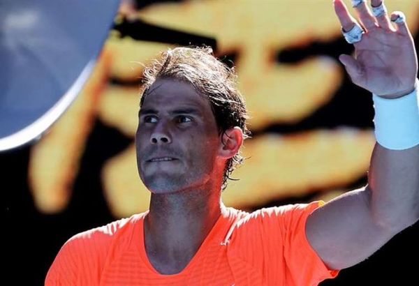Nadal muestra su estirpe y avanza en Australia