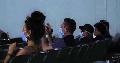 La Nación / Festival de Cine de La Habana pospone su competencia por rebrote de COVID-19