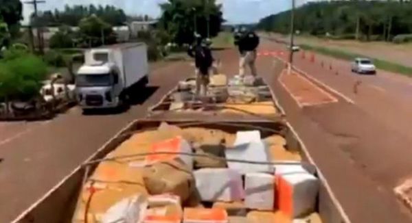 Brasil incauta 29 toneladas de marihuana en la frontera con Paraguay