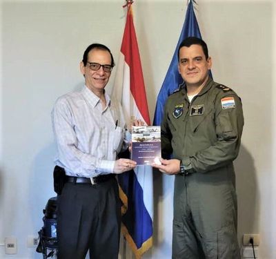 “Nos vemos en Valhalla”: La despedida de un amigo apasionado por la aviación  - Nacionales - ABC Color