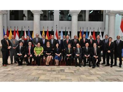 Rotaciones y traslados que dispuso ex canciller comienzan a ejecutarse