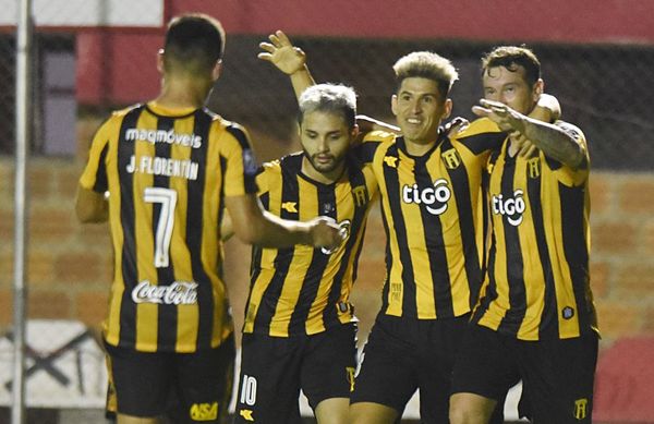 Triunfo a puro golazos - Fútbol - ABC Color