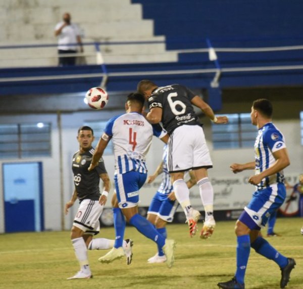 Olimpia visita al 12 de Octubre