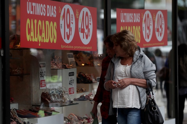 Las ventas de los comerciantes brasileños crecieron 1,2 % en 2020 pese a la pandemia - MarketData