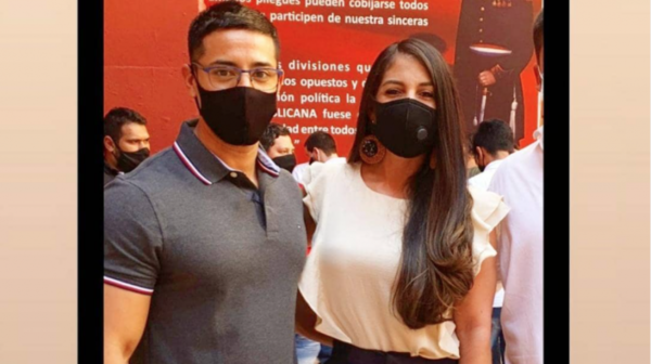 HOY / "El Rasta" apoya candidatura a concejal de su novia: "No defraudarás mi amor"