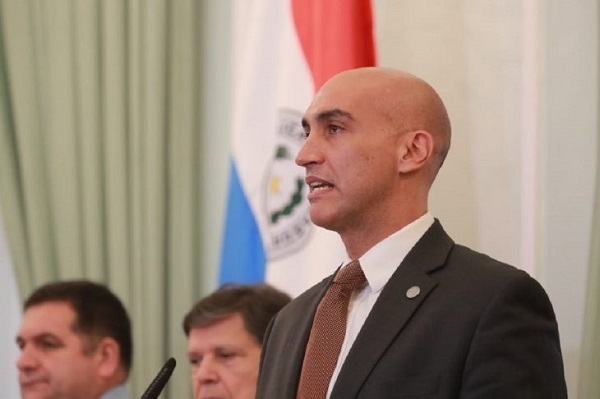 Mazzoleni afirma que enviaría “sin ninguna duda” a sus hijos a la escuela - Noticiero Paraguay