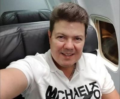 Juez dicta arresto domiciliario para cirujano plástico, imputado por coacción sexual y violación